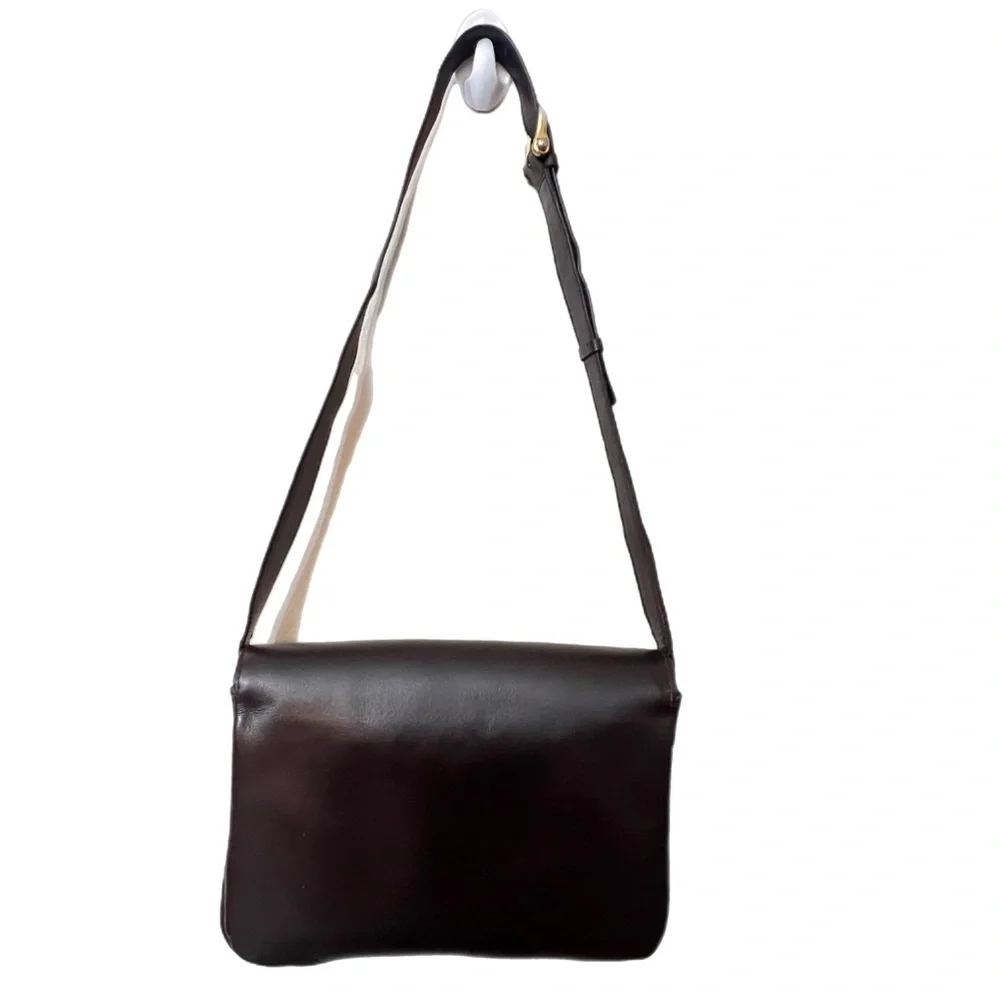 CELINE Signature Line Elegant Dark Brown Leather Shoulder Bag - Picture 4 of 13